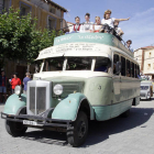 El Mercado Tradicional y su emblemático autobús atraen a miles de visitantes-