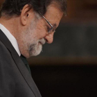 Mariano Rajoy, en la tribuna, durante su mensaje de despedida.-JOSE LUIS ROCA