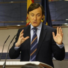 Rafael Hernando, en una rueda de prensa-JUAN MANUEL PRATS