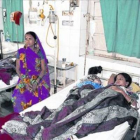 Algunas de las víctimas de la esterilización, hospitalizadas.-Foto: AP