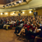 Extrabajadores de Puertas Norma, en una de las asambleas informativas.-ÁLVARO MARTÍNEZ