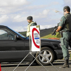 La Guardia Civil instala en Arévalo un control para la búsqueda de ladrones itinerantes-- E.M.
