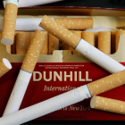 Cigarrillos Dunhill.-CARL DE SOUZA / AFP