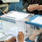 Imagen de archivo de urnas electorales.-HDS