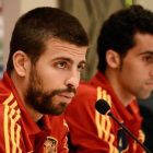 Pique y Arbeloa en una rueda de prensa con la selección española-AGENCIAS