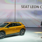 El CEO de Seat, Juergen Stackmann, presenta el nuevo modelo de la factoría, el Leon Cross Sport.-AFP / ODD ANDERSEN