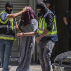 Detenido en Valencia un presunto yihadista que había creado un entramado virtual dedicado a ensalzar el ideario del DAESH.-MIGUEL LORENZO