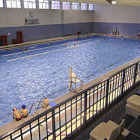 La piscina de la Juventud que el Ayuntamiento prevé cerrar en septiembre. / ÁLVARO MARTÍNEZ-