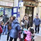Venta de lotería en el centro de Soria, en una imagen reciente. / ÁLVARO MARTÍNEZ-