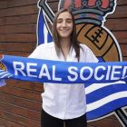 Lucía Rodríguez el día que fue presentada como nueva jugadora de la Real Sociedad.-REAL SOCIEDAD
