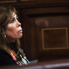 La diputada del Grupo Popular Alicia Sánchez Camacho en su escaño del Congreso de los Diputados.-EL PERIÓDICO