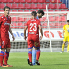 Íñigo Pérez y Capilla en el transcurso del partido ante el Mirandés.-DANIEL RODRÍGUEZ