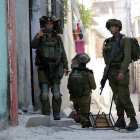 Soldados israelíes llevan a cabo una operación militar en el sur de Hebrón, Palestina.-EFE / ARCHIVO