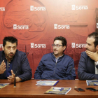 Alfonso Flores, Paco Alonso y Ángel Hernández, ayer en el Ayuntamiento durante la presentación del campus.-VANESSA AJENJO