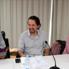 Pablo Iglesias, entre Pablo Echenique e Irene Montero, en el Consejo Ciudadano de Podemos-EFE / J J GUILLEN