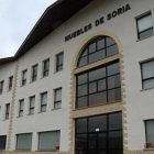 La empresa Muebles Soria, de Abejar, ya cerrada. VALENTÍN GUISANDE-