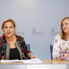 La vicepresidenta y portavoz, Rosa Valdeón, informa de los acuerdos alcanzados en la reunión del Consejo de Gobierno junto a la consejera de Hacienda, Pilar del Olmo.-ICAL
