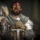 El actor Tom Cullen, en una imagen de la serie Knightfall.-EL PERIÓDICO