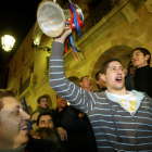 Alberto Salas levantando el título de campeones de Copa 2008. HDS
