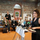 La portavoz de la CUP, Núria Gibert, durante la rueda de prensa que ha ofrecido tras la reunión del Consejo Politico en Perpinyà.-EFE / ROBIN TOWNSEND