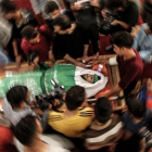 Entierro de uno de los fallecidos en Gaza.-AFP / MAHMUD HAMS