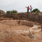 El alcalde de Soria visita las excavaciones arqueológicas en la Iglesia de San Ginés en Soria dentro del programa Soria Oculta.-ICAL