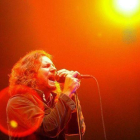 Eddie Vedder, en el concierto de Pearl Jam en Badalona del 2006.-MAITE CRUZ