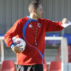 Pablo Machín da órdenes en un entrenamiento. / U. Sierra-
