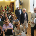 El viceconsejero de Economía y Competitividad, Carlos Martín Tobalina (D); junto al delegado de la Junta, Luis Domingo González (2D); y al director de la ADE, José María Ribot (3D), se reúne con empresarios de Palencia.-ICAL