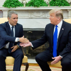 El presidente estadounidense  Donald Trump recibe al presidente de Colombia  Ivan Duque. EFE  Michael Reynolds.-EPA