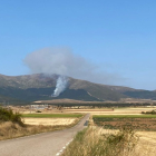 Imagen del incendio forestal captada desde una carretera de la zona. HDS