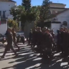 Los legionarios desfilando.-EL PERIÓDICO