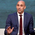 Rubiales, durante el nuevo sorteo de la Supercopa de España.-EFE / KIKO HUESCA