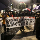 Protesta de pensionistas en la plaza de Sant Jaume de Barcelona.-JOAN PUIG