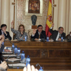 Pleno del 5 de noviembre de 2010./ V. GUISANDE-