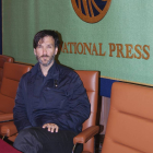 El fotoperiodista catalán Ricardo García Vilanova, galardonado en Japón con el segundo premio "Mika Yamamoto International Journalist", por su labor fotoperiodística en Siria, posa tras una rueda de prensa ofrecida hoy en el Club nipón de Prensa.-Foto: EFE