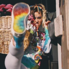 La estrella del pop Miley Cyrus en una imagen para la nueva colección de Converse a favor de los derechos LGBTQ.-