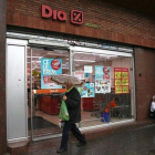 Una imagen de archivo de un supermercado del grupo Dia, en Barcelona.-ELISENDA PONS (EL PERIÓDICO)