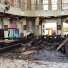 Interior de la catedral de Jolo, en Filipinas, tras registrar dos explosiones.-EFE
