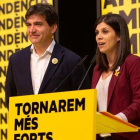 Sergi Sabrià y Marta Vilalta, en la comparecencia de ERC  durante la noche electoral.-DAVID ZORRAKINO / EUROPA PRESS