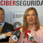 Pilar del Olmo y Tomás Castro clausuran la jornada de ciberseguridad.-ICAL