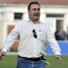 Luis de Miguel seguirá al frente del equipo adnamantino. / VALENTÍN GUISANDE-
