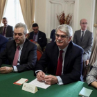 Dastis acompanado por el embajador espanol López Busquets  durante su participacion este jueves en una reunion con empresarios espanoles en la embajada de España en Teherán.-MARISCAL