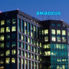 Edificio de Amadeus en Madrid.-