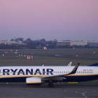 Un avión de Ryanair, modelo Boieng 737 como el incautado en el aeropuerto de Burdeos.-CLODAGH KILCOYNE