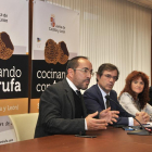 Rey, Ramírez, Calvo y López Represa tras la reunión preparatoria del concurso internacional.-VALENTÍN GUISANDE