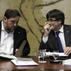 Oriol Junqueras y Carles Puigdemont, el martes, en la reunión del Consell Executiu-JOAN CORTADELLAS