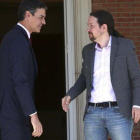 Pedro Sánchez y Pablo Iglesias, el pasado 7 de mayo en la Moncloa.-DAVID CASTRO