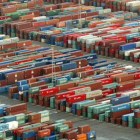 Depósito de contenedores en el puerto de Barcelona.-ÁLVARO MONGE