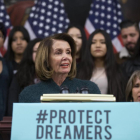 La representante de California Nancy Pelosi ,  una conferencia de prensa instando a la accion del Congreso a favor de los Dreamers, el pasado jueves-SHAWN THEW (EFE)